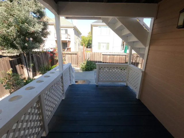 $2,900 | 808 14th Street, Oakland, CA 94607