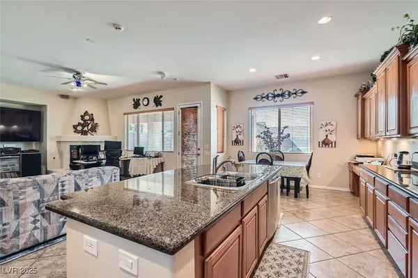 $689,000 | 2345 Gondi Castle Avenue, Henderson, NV 89044