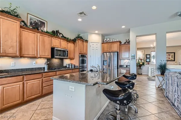 $689,000 | 2345 Gondi Castle Avenue, Henderson, NV 89044