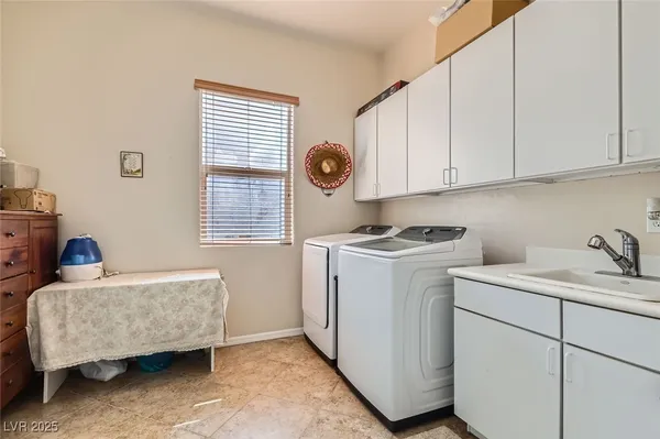 $689,000 | 2345 Gondi Castle Avenue, Henderson, NV 89044