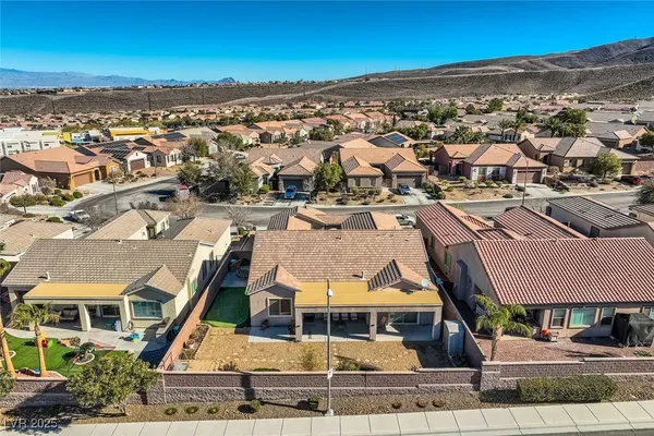 $689,000 | 2345 Gondi Castle Avenue, Henderson, NV 89044