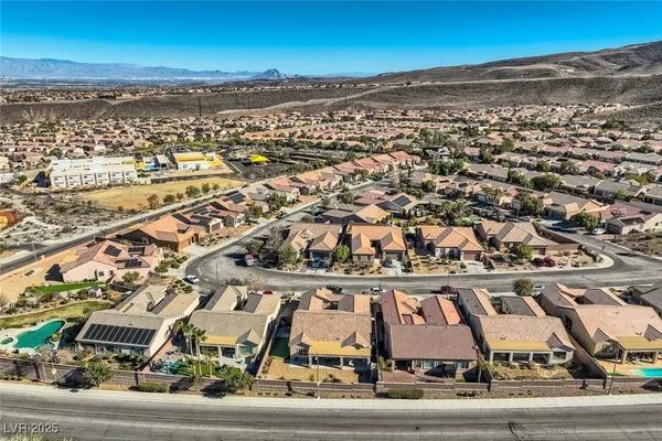 $689,000 | 2345 Gondi Castle Avenue, Henderson, NV 89044