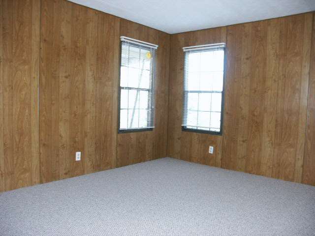 192 Landmark Court Easley, SC 29640 - Photo 5 of 7