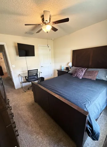 $900 | 2177 Southeast Dolphin Road, Port St. Lucie, FL 34952