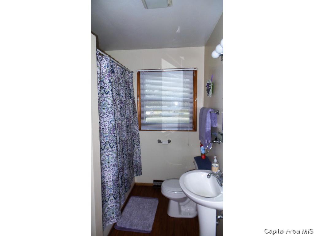 1558 Berwick Road Abingdon, IL 61410 - Photo 12 of 29