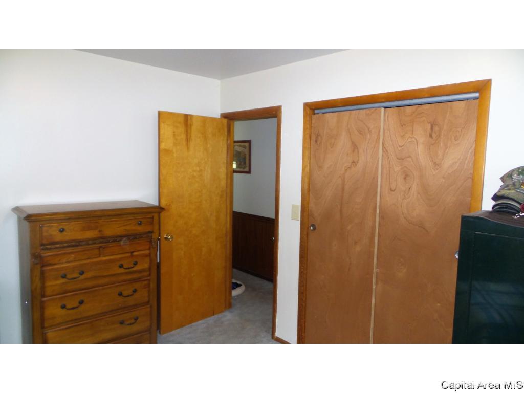 1558 Berwick Road Abingdon, IL 61410 - Photo 16 of 29