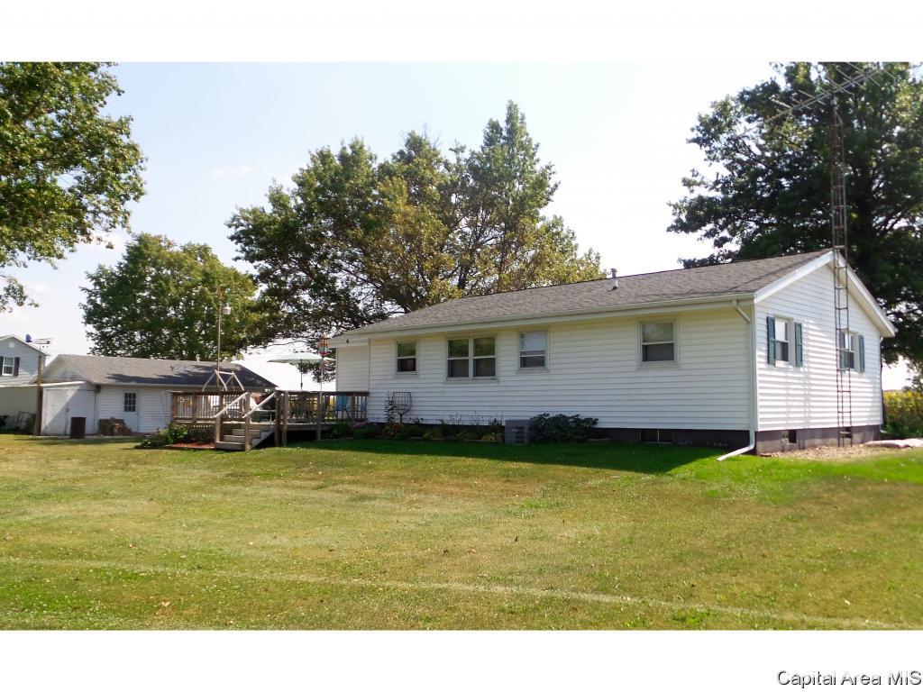 1558 Berwick Road Abingdon, IL 61410 - Photo 21 of 29