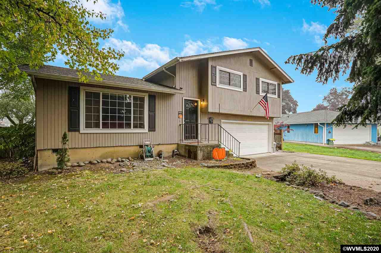 4438 Del Rio Place Southeast Albany, OR 97322 - Photo 3 of 32 Gallery Image 3