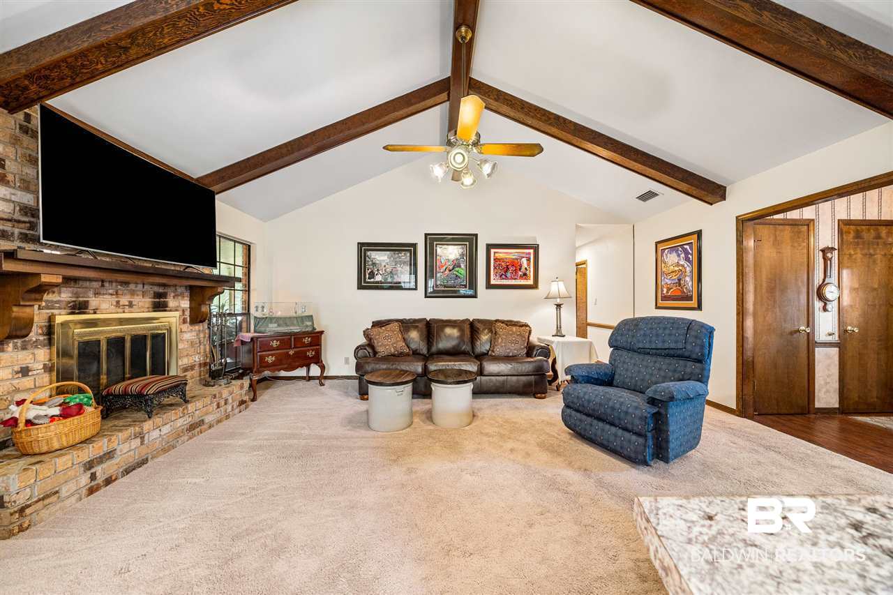 108 Vermell Circle Daphne, AL 36526 - Photo 11 of 38 Living Room