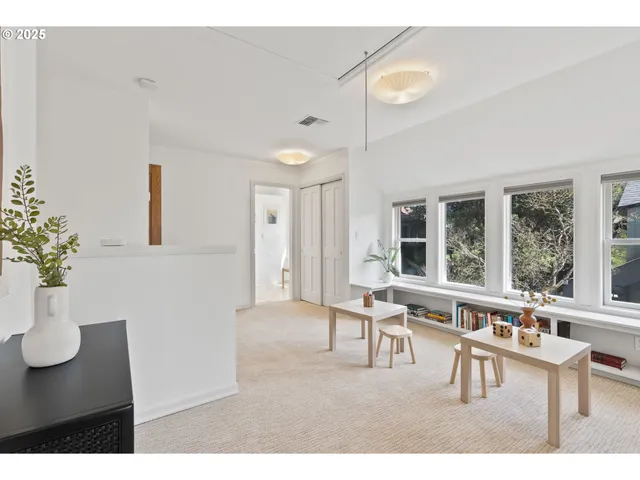 $1,175,000 | 1912 Northeast 11th Avenue, Portland, OR 97212