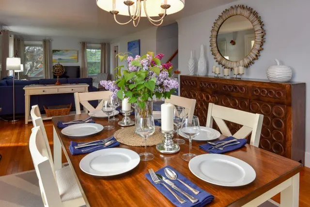 $889,000 | 113 Commercial Street, Boothbay Harbor, ME 04538