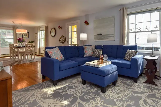 $889,000 | 113 Commercial Street, Boothbay Harbor, ME 04538