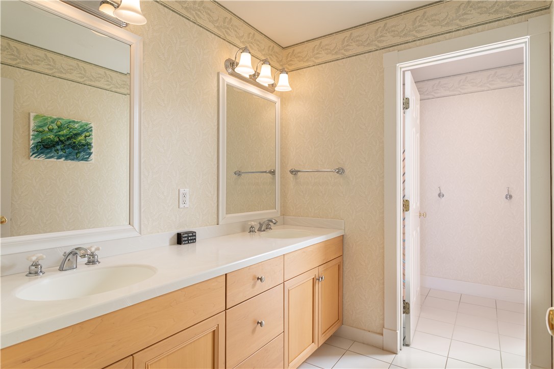 271 Wickford Point Road North Kingstown, RI 02852 - Photo 32 of 50
