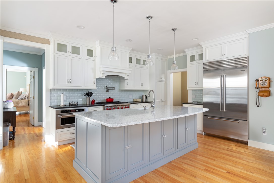 271 Wickford Point Road North Kingstown, RI 02852 - Photo 4 of 50