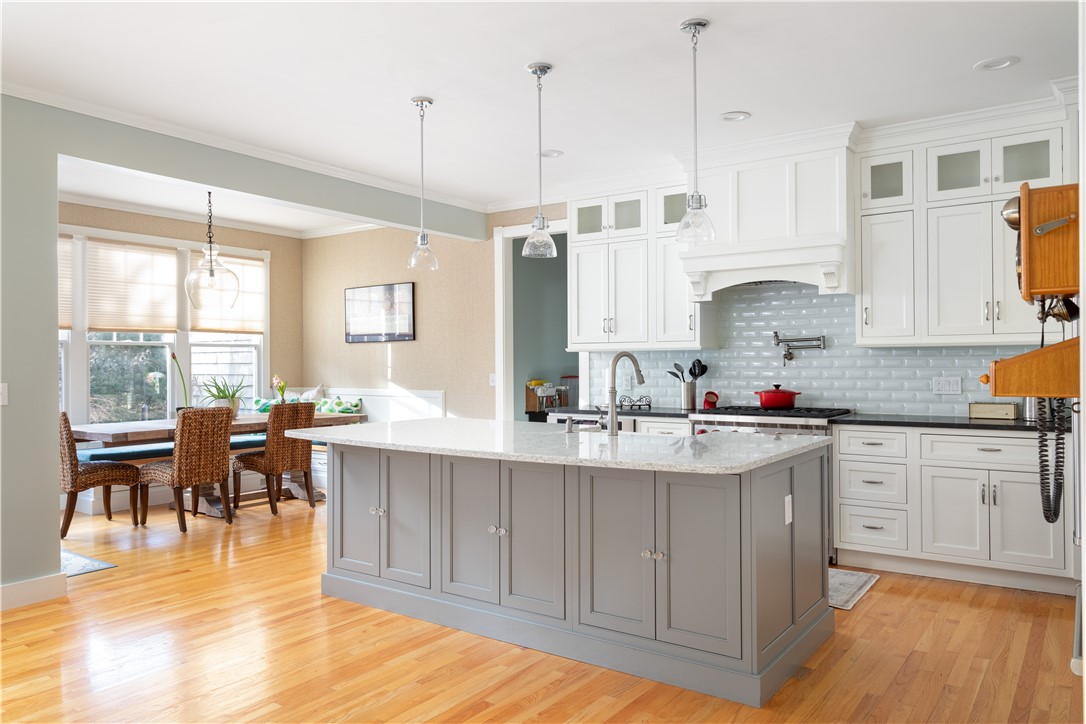 271 Wickford Point Road North Kingstown, RI 02852 - Photo 5 of 50