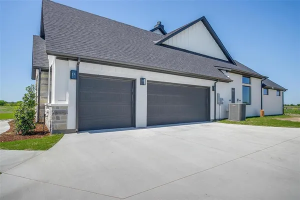$730,990 | 230 Everly Way, Venus, TX 76084
