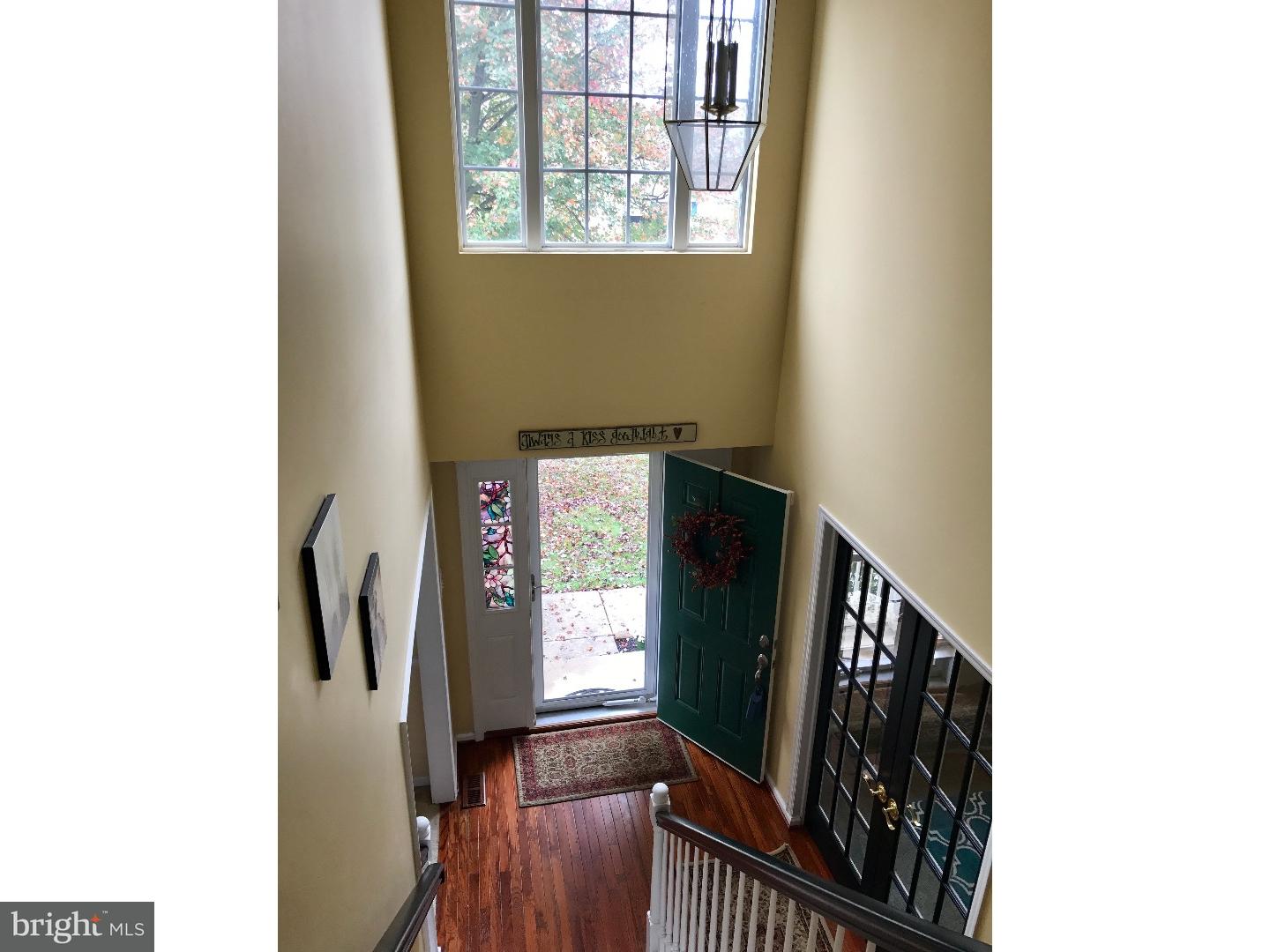 19 Lexington Park Road Sicklerville, NJ 08081 - Photo 2 of 23 Foyer