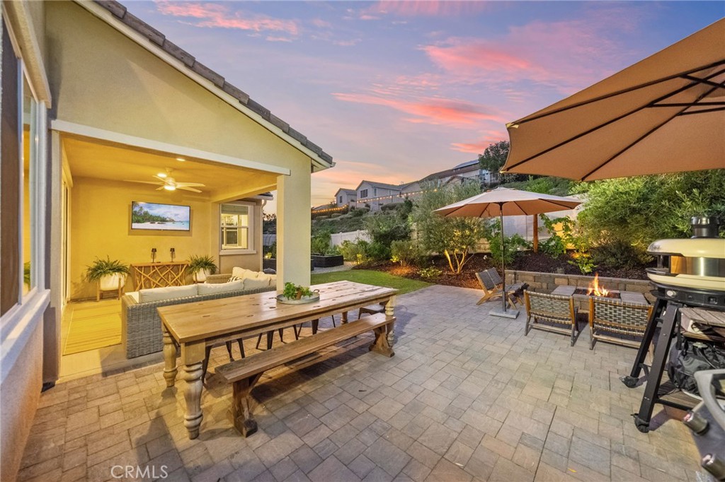 32030 Dayspring Way Temecula, CA 92591 - Photo 8 of 75