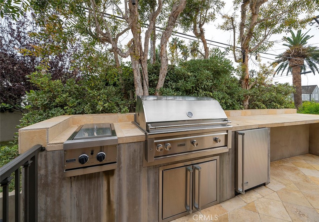 2121 Chelsea Road Palos Verdes Estates, CA 90274 - Photo 15 of 57