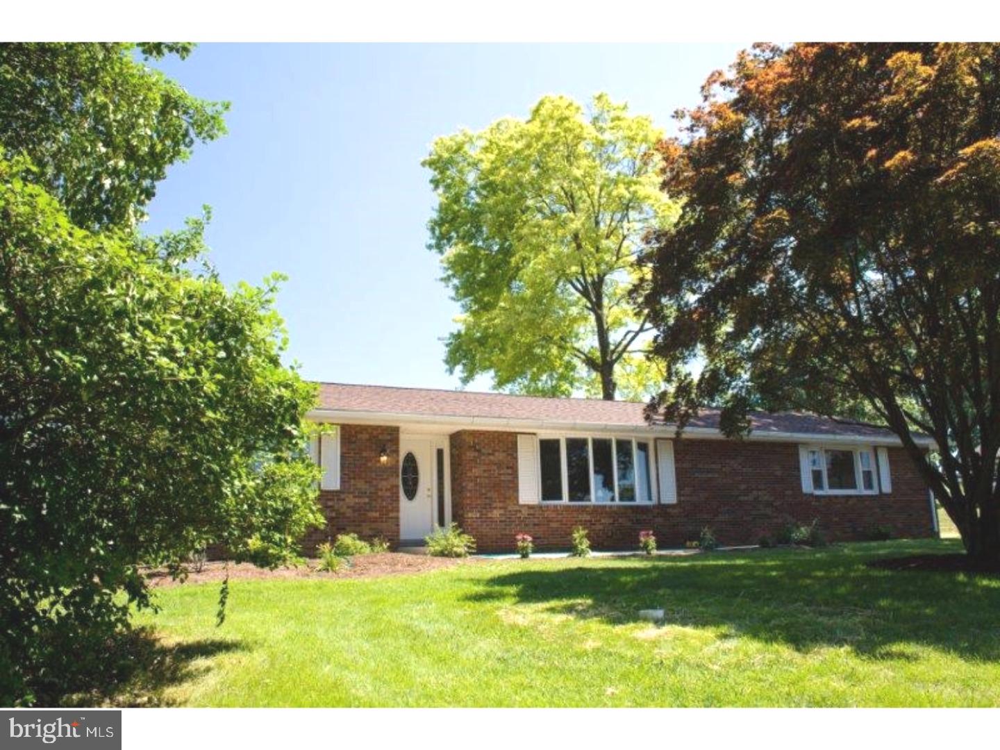 489 Snyder Road Reading, PA 19605 - Photo 3 of 23 Gallery Image 3