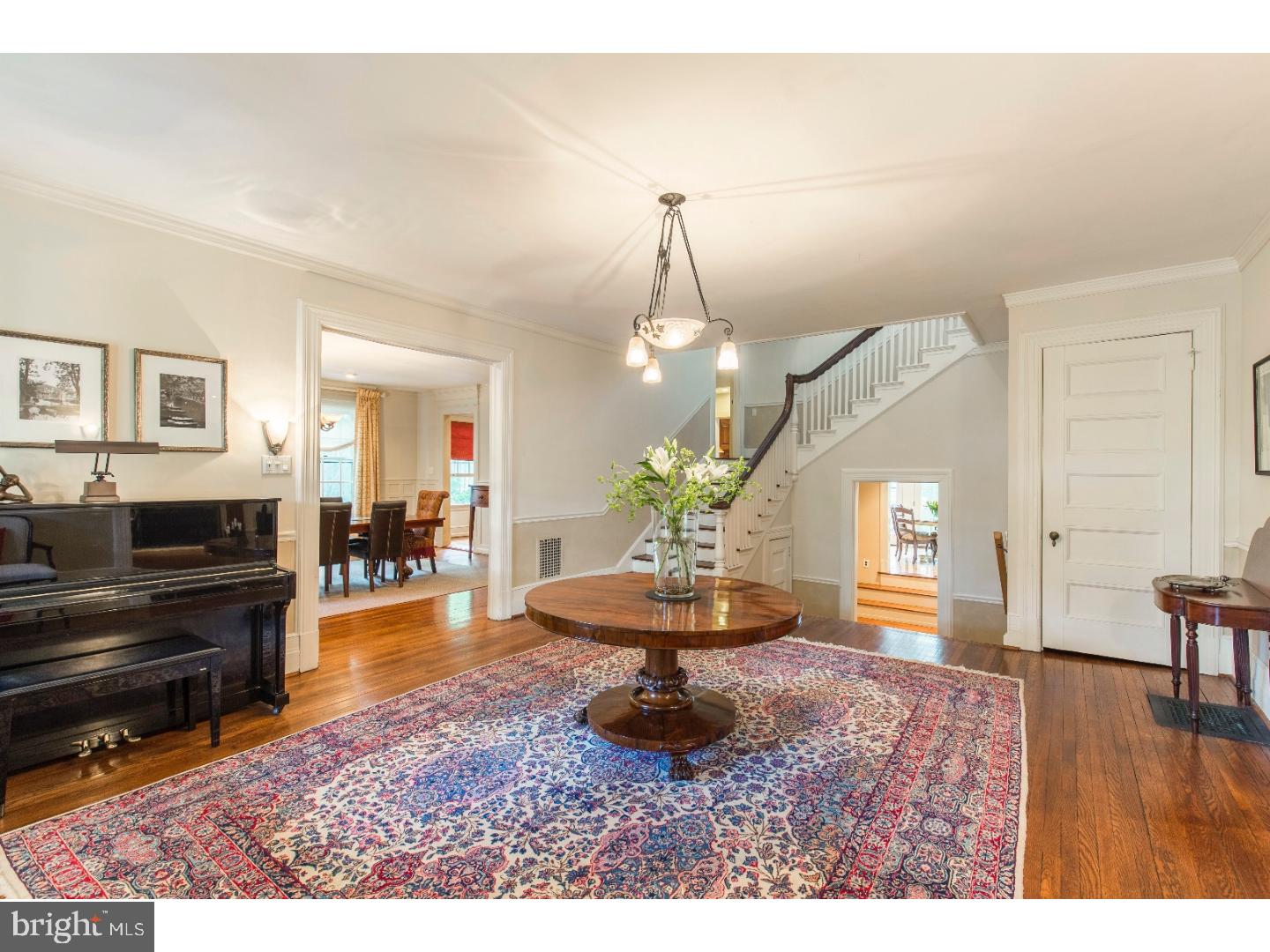 126 Valley Road Ardmore, PA 19003 - Photo 3 of 24 Foyer