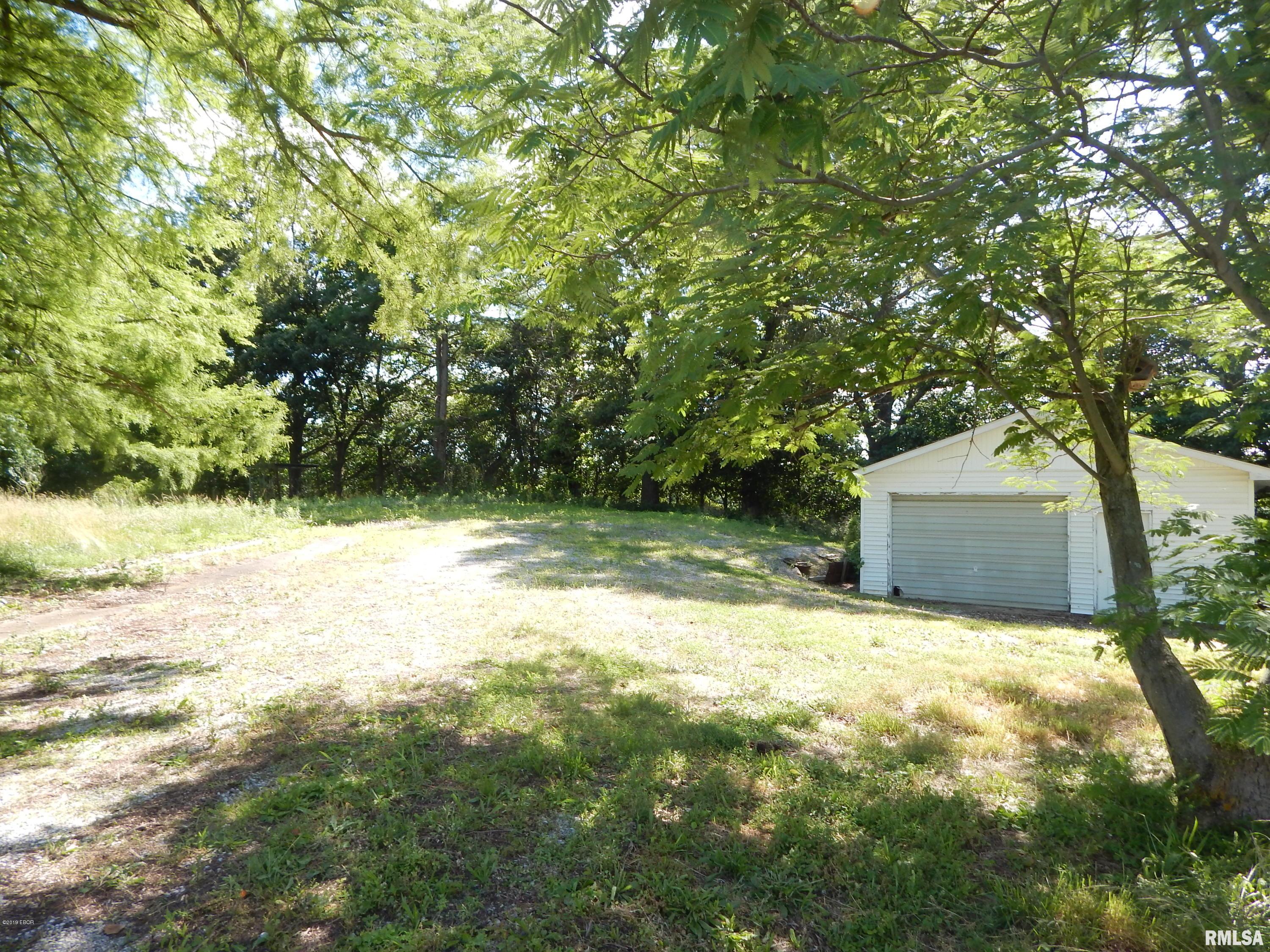 3561 Wards Mill Road Marion, IL 62959 - Photo 3 of 17 Gallery Image 3