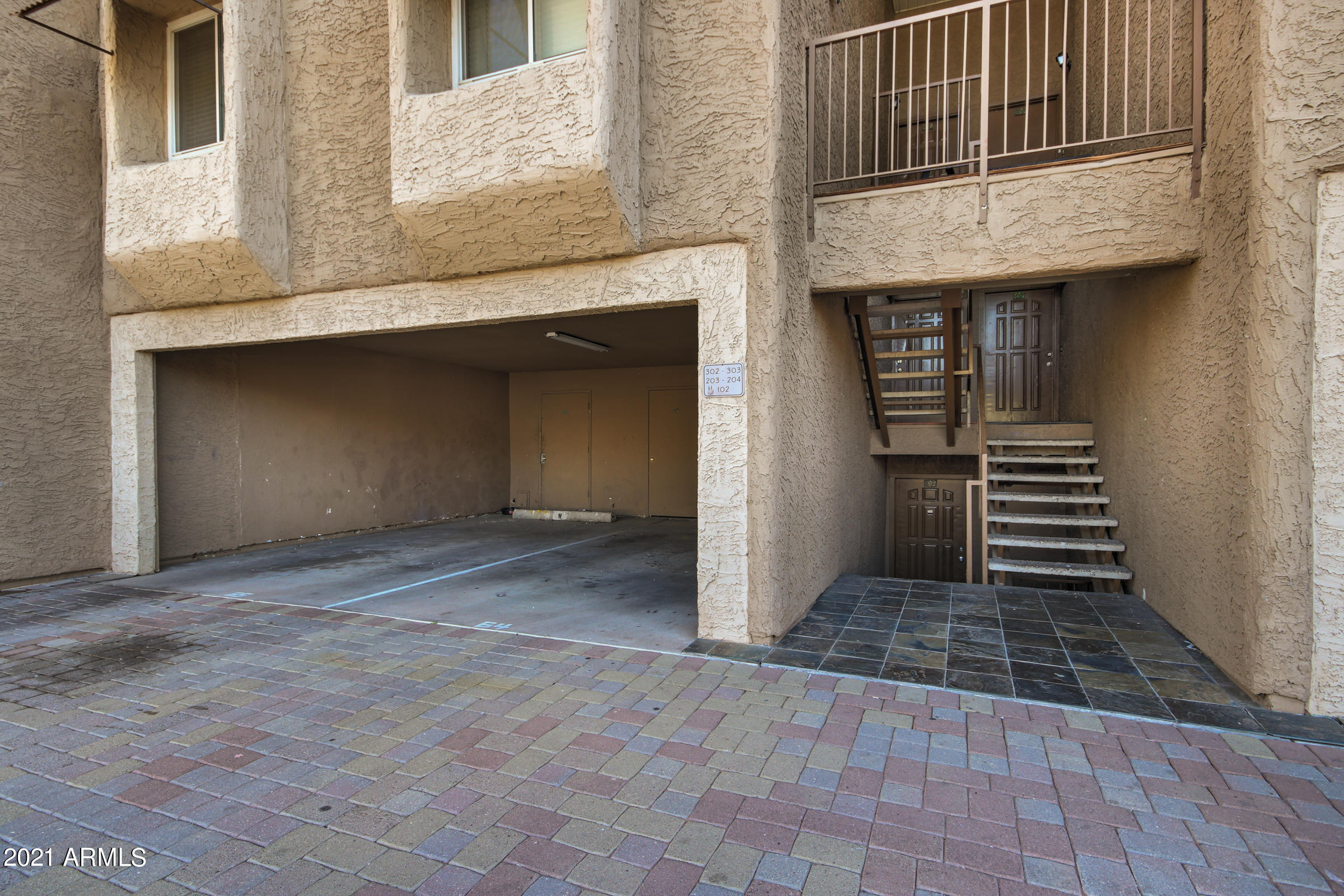 151 E Broadway Rd #302-1