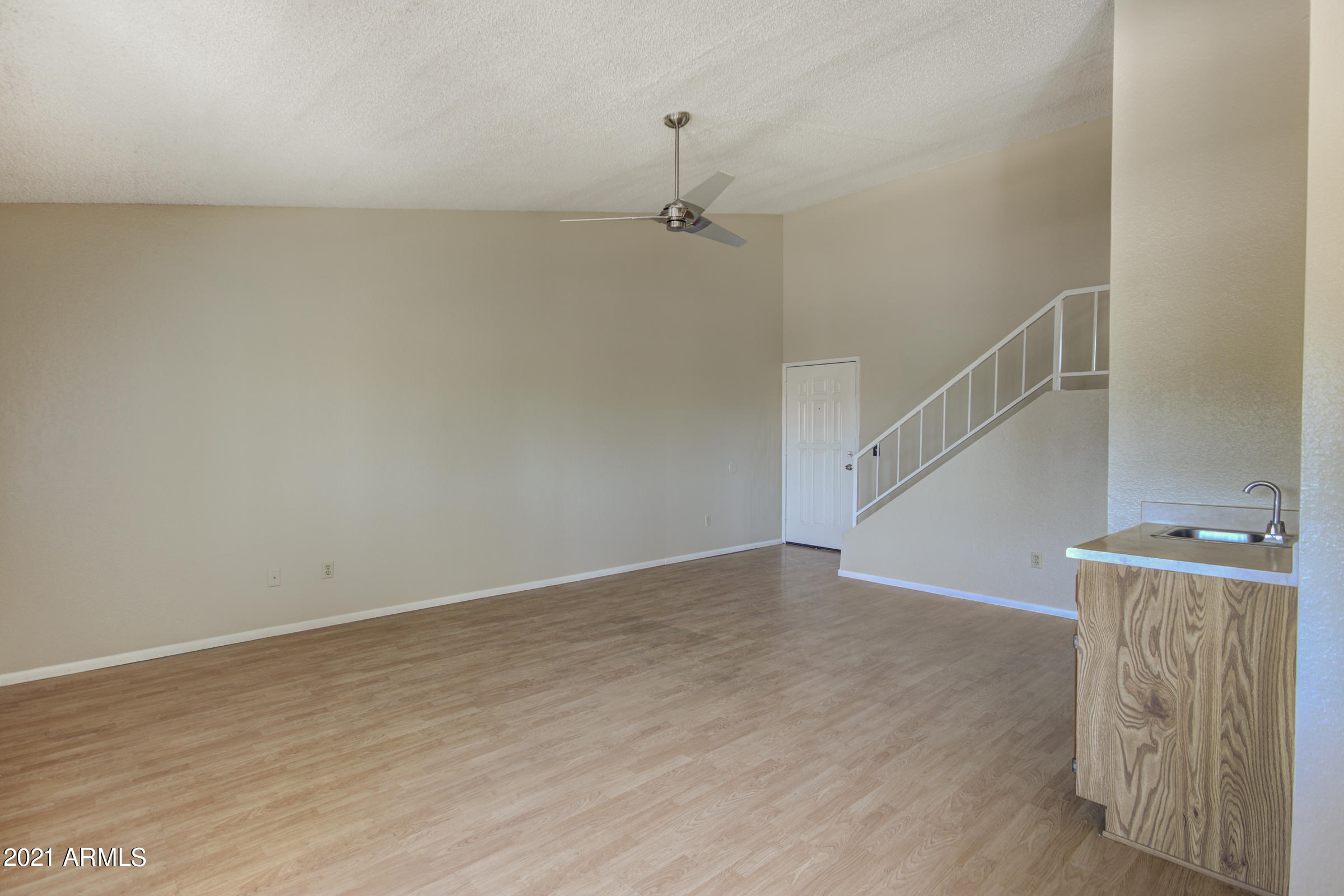151 E Broadway Rd #302-5