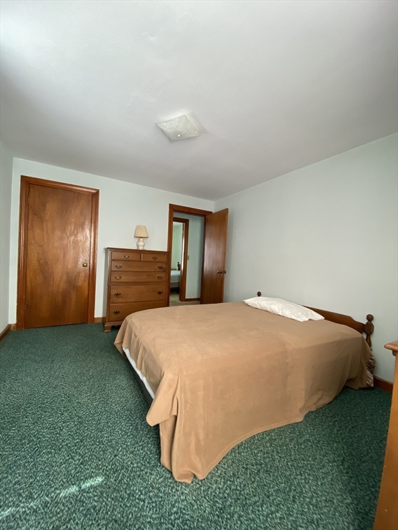 9 Turin Road Worcester, MA 01604 - Photo 8 of 12