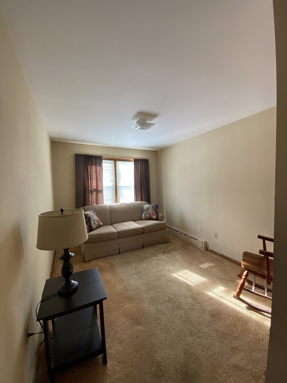 9 Turin Road Worcester, MA 01604 - Photo 9 of 12