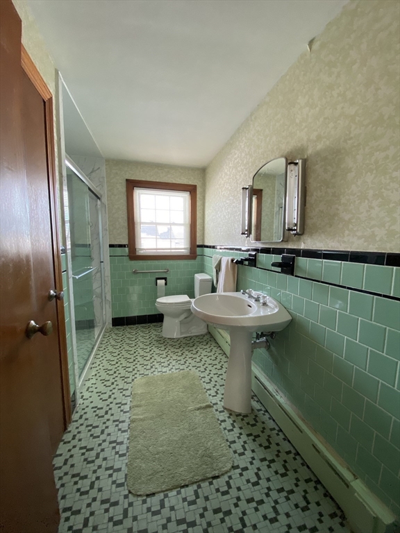 9 Turin Road Worcester, MA 01604 - Photo 10 of 12