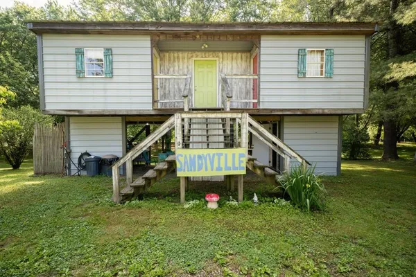 $79,900 | 490 Treasure Cove Road, Greenup, KY 41144