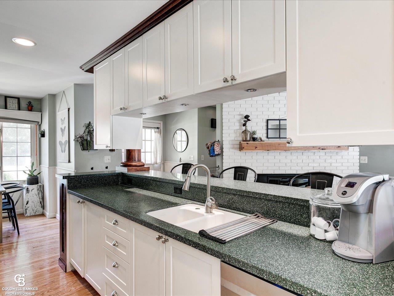 4057 Devonshire Road Fort Gratiot, MI 48059 - Photo 12 of 29 50181748-2049c330-667f-483b-821f-21bf89b7127d.JPG