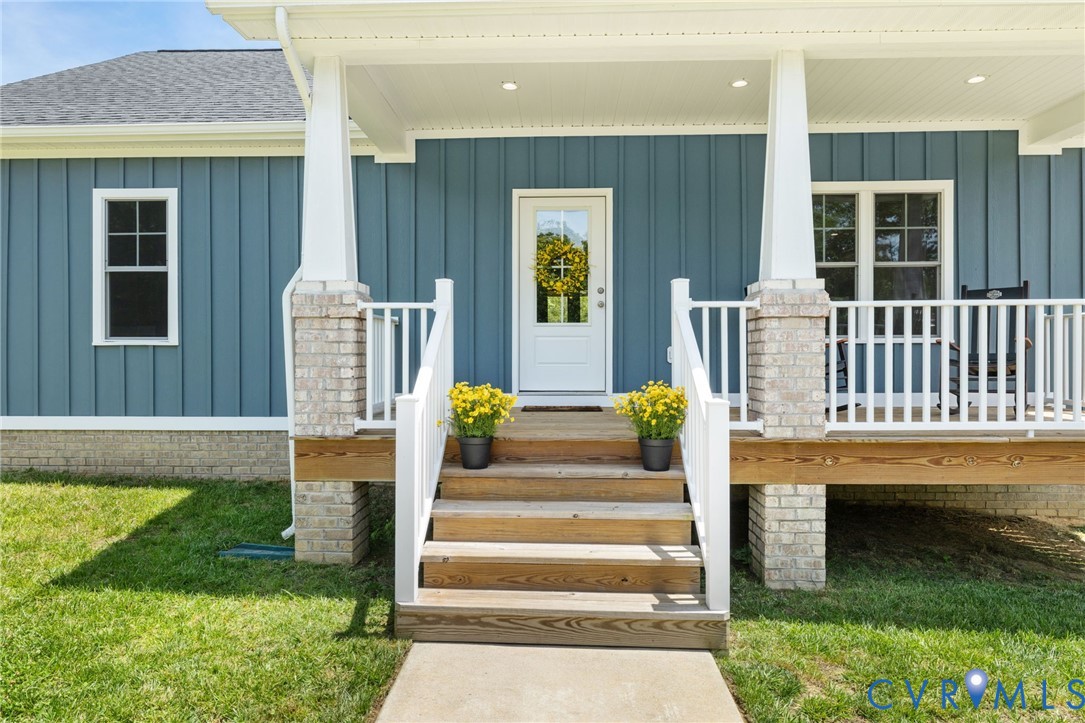 3269 Lowry Road Columbia, VA 23038 - Photo 4 of 57 Gallery Image 4