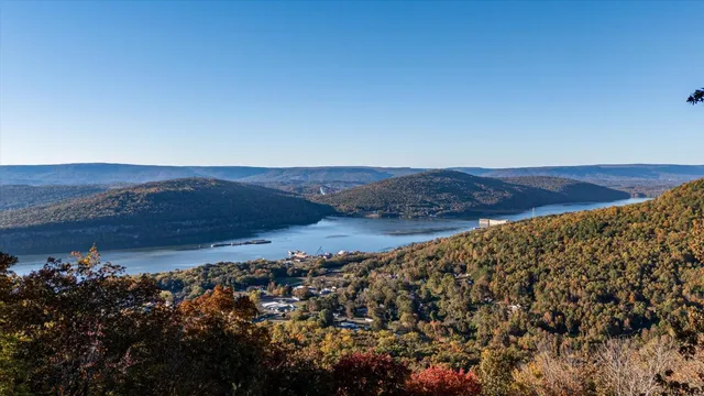 $975,000 | 0 Buck Crossing Drive, Unit LOT 1020, Guild, TN 37340