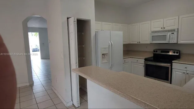 $2,800 | 12874 Southwest 132nd Terrace, Unit 12874, Miami, FL 33186