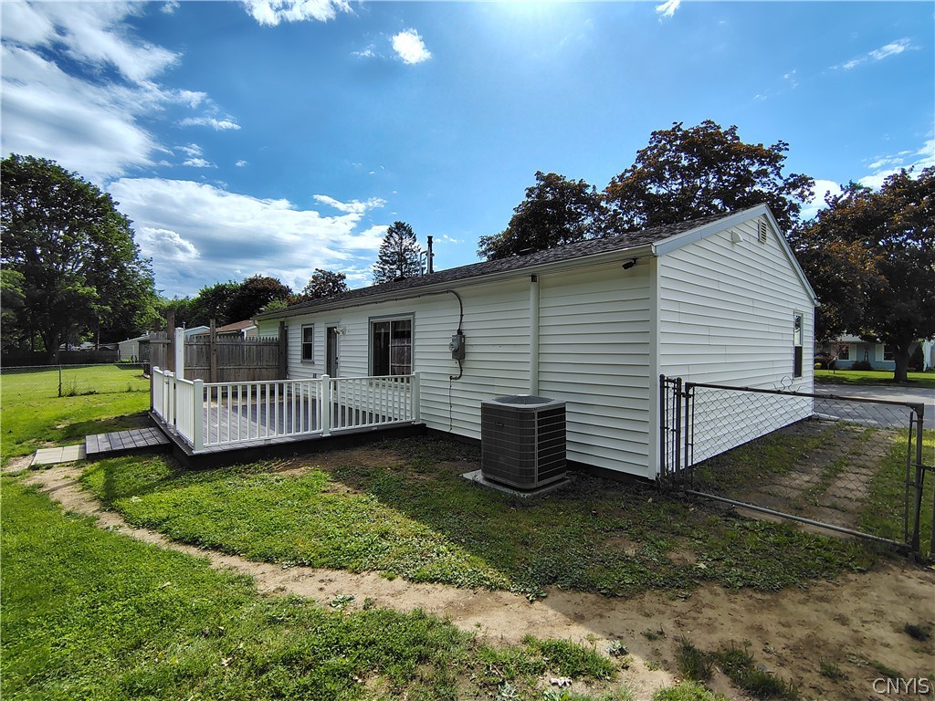 414 Williamsburg Road Utica, NY 13502 - Photo 31 of 35