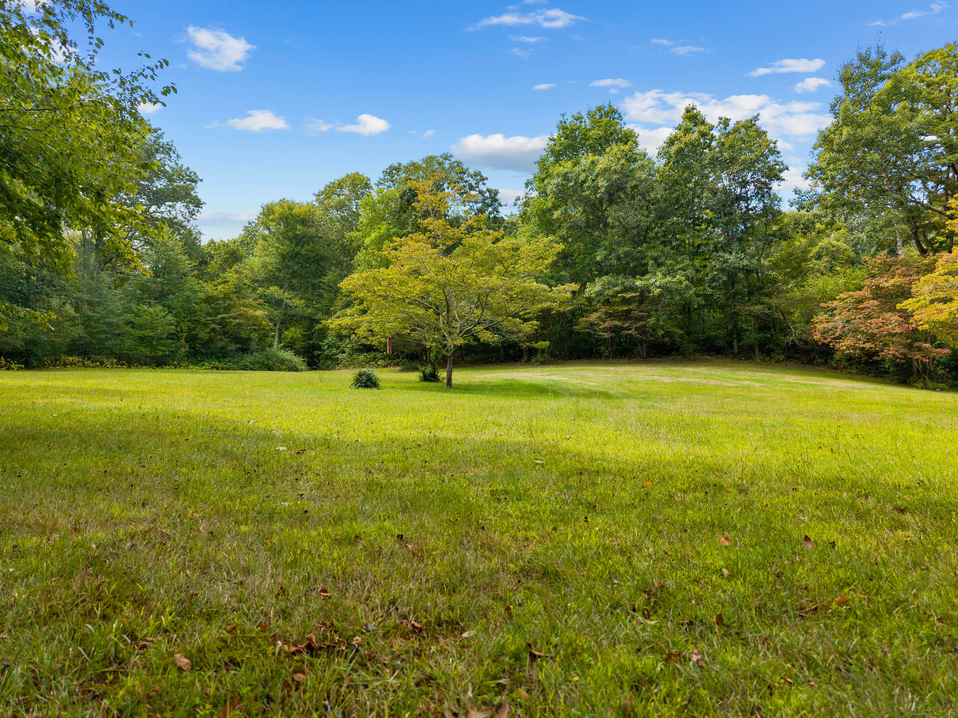 332 Lantern Hill Road Stonington, CT 06355 - Photo 7 of 38
