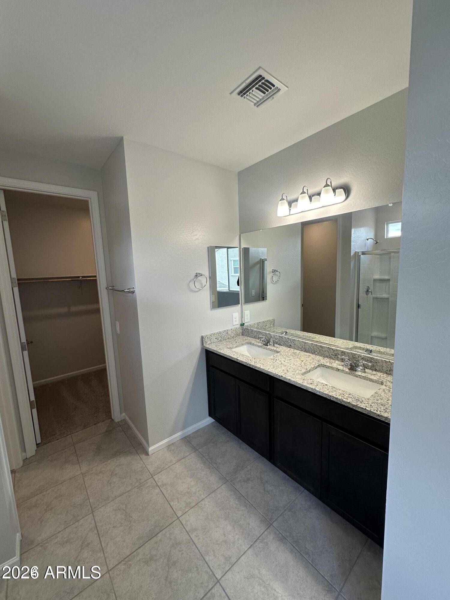 4745 South Bull Pass Road Apache Junction, AZ 85119 - Photo 14 of 20 primary bathroom Cass