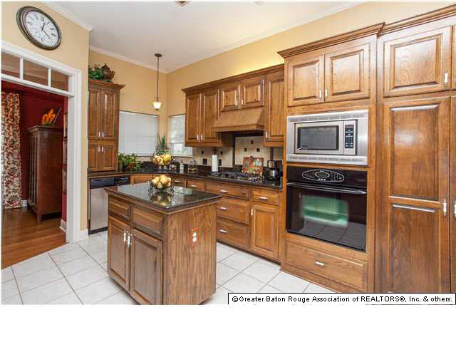 3554 Harris Drive Baton Rouge, LA 70816 - Photo 6 of 24 Gallery Image 6