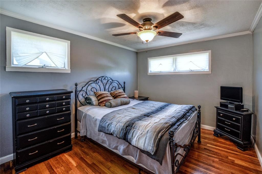 313 West Bruceton Road Pittsburgh, PA 15236 - Photo 15 of 24 Gallery Image 15