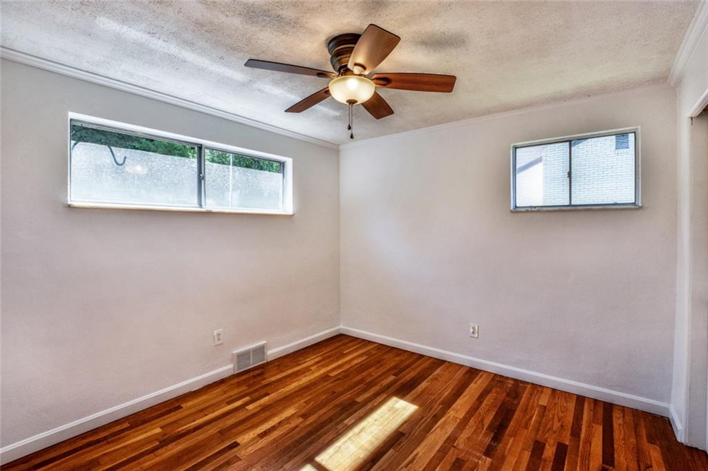 313 West Bruceton Road Pittsburgh, PA 15236 - Photo 18 of 24 Gallery Image 18