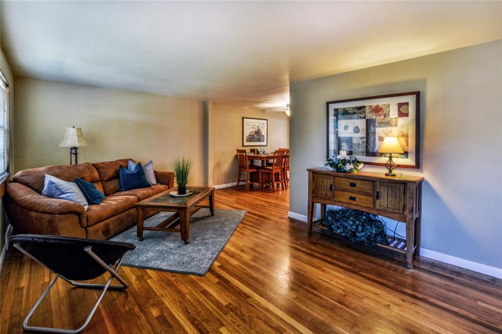 313 West Bruceton Road Pittsburgh, PA 15236 - Photo 3 of 24 Gallery Image 3