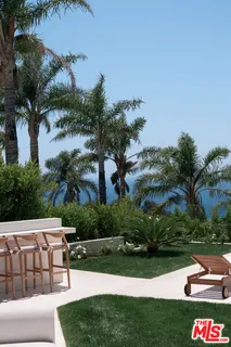 $19,555,000 | 5819 Filaree Heights Road, Malibu, CA 90265