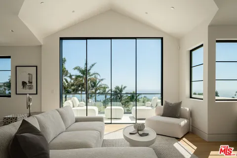 $19,555,000 | 5819 Filaree Heights Road, Malibu, CA 90265