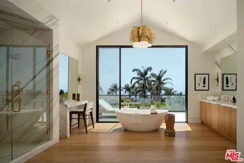 $19,555,000 | 5819 Filaree Heights Road, Malibu, CA 90265