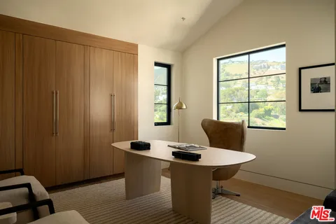 $19,555,000 | 5819 Filaree Heights Road, Malibu, CA 90265