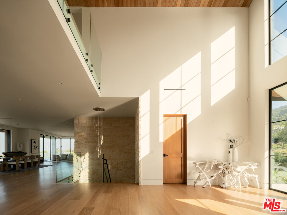 5819 Filaree Heights Road Malibu, CA 90265 - Photo 8 of 41 a view of a interior of the house