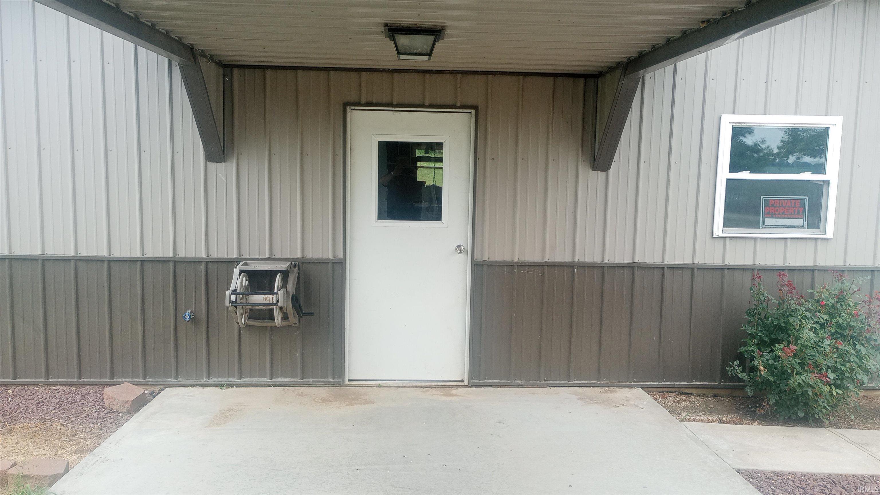 2219 Loudermilk Road Vincennes, IN 47591 - Photo 24 of 46