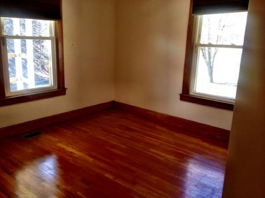 16227 Bull Run Road St. Paul, VA 24283 - Photo 4 of 27 Bedroom 1